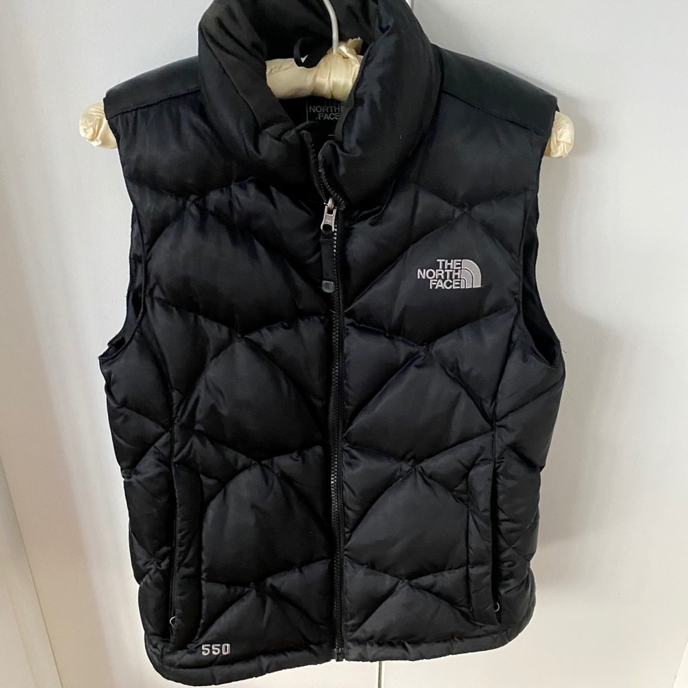 Black The Northface Vest 550. Women’s XS